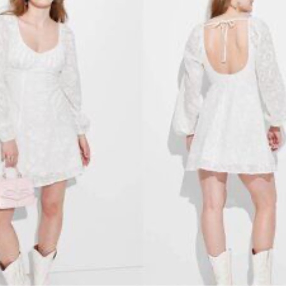 Elegant White Lace Dress - Picture 1 of 6